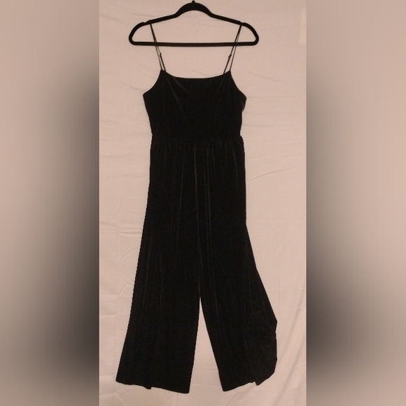 Urban Outfitters Elegant Black Jumpsuit - Picture 5 of 7